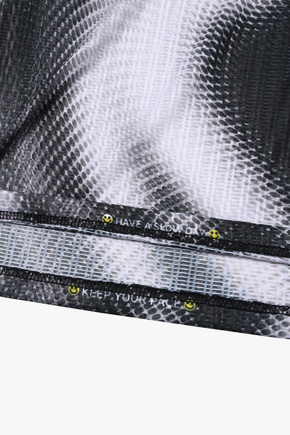T-shirt - DELTA RACE Δ 003 / Obsidian Dot